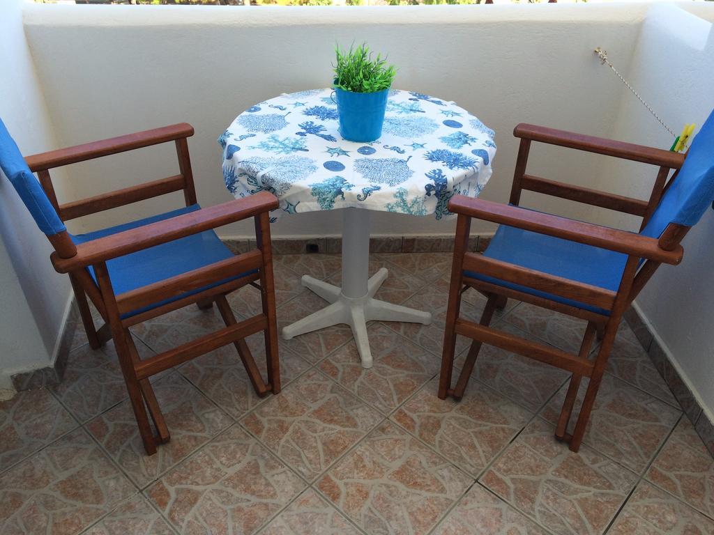 Paros Rooms Dora מראה חיצוני תמונה