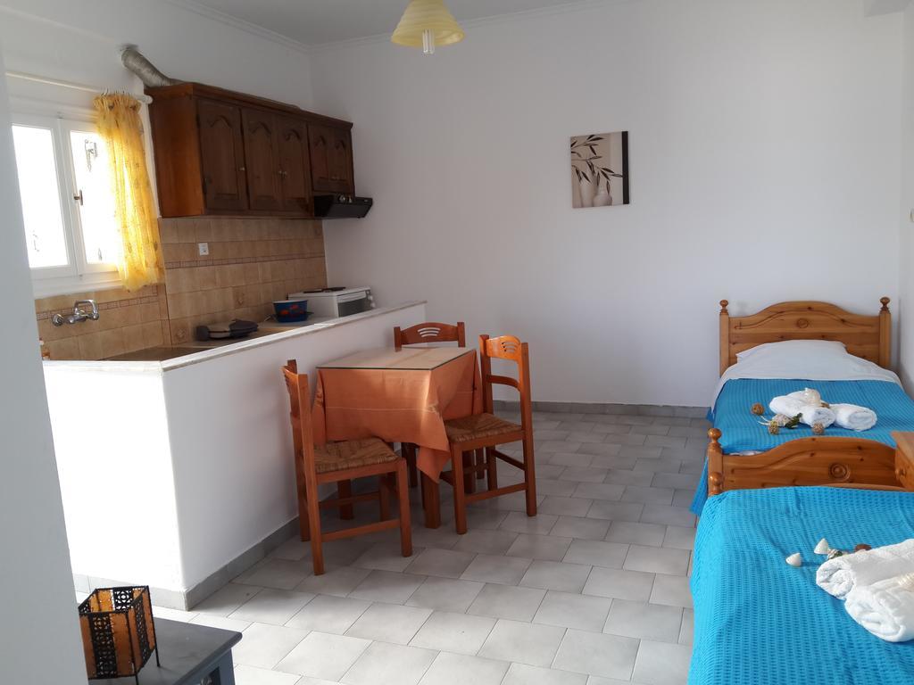 Paros Rooms Dora מראה חיצוני תמונה